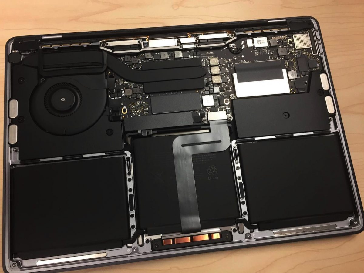 MacBook Pro（2016）Touch Bar非搭載モデル、SSDは換装可能