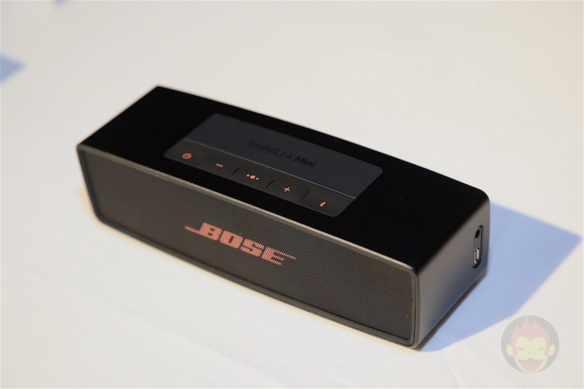 Bose-Soundlink-Mini-2-Black-Copper-05.jpg
