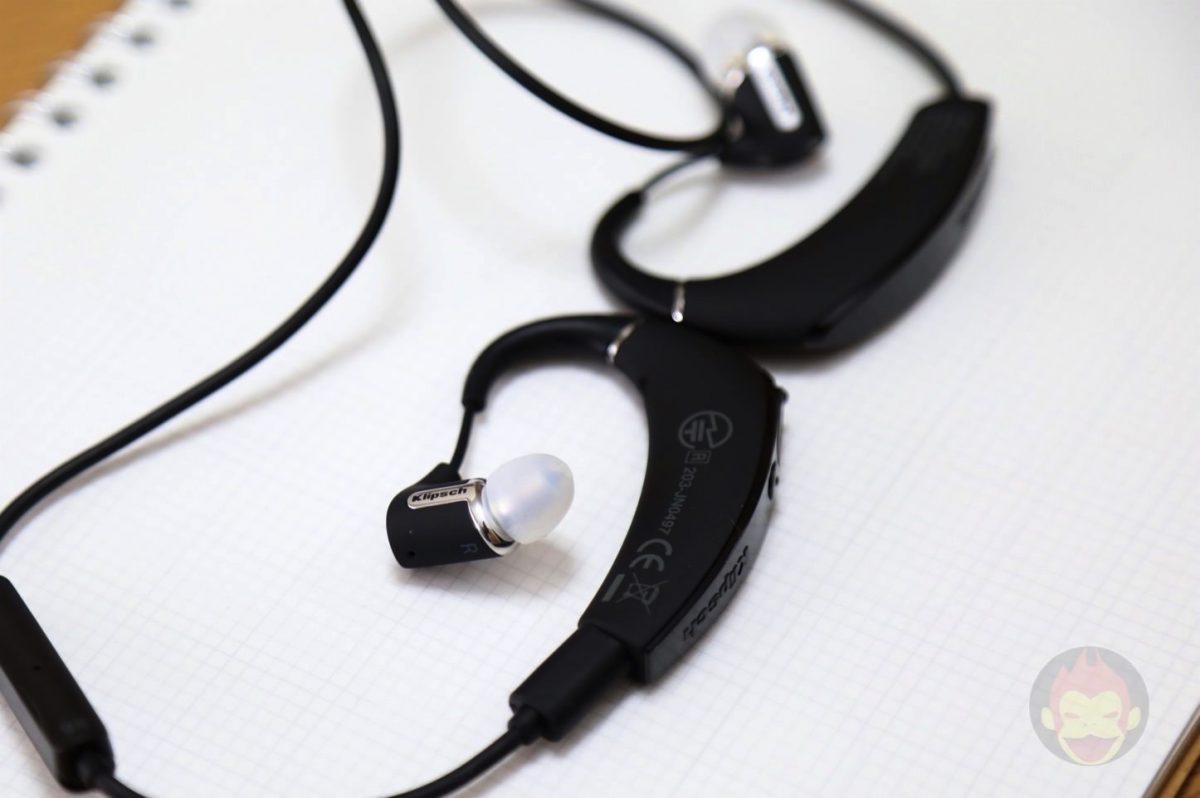 Klipsch-R6-Bluetooth-Earphones-03.jpg