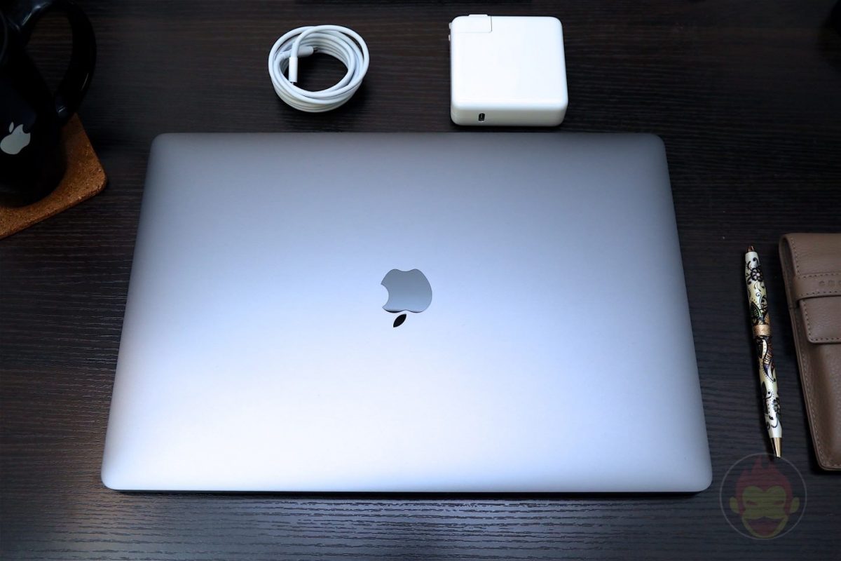 MacBook-Pro-Late-2016-15inch-model-01.jpg