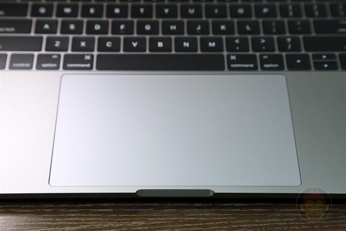MacBook-Pro-Late2016-Trackpad-01.jpg