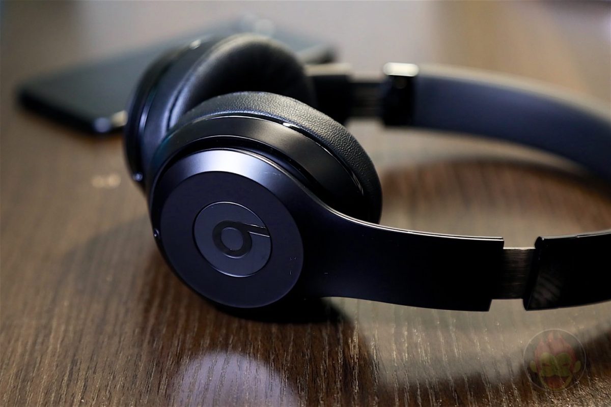 Beats-Solo3-Wireless-Headphones-05.jpg