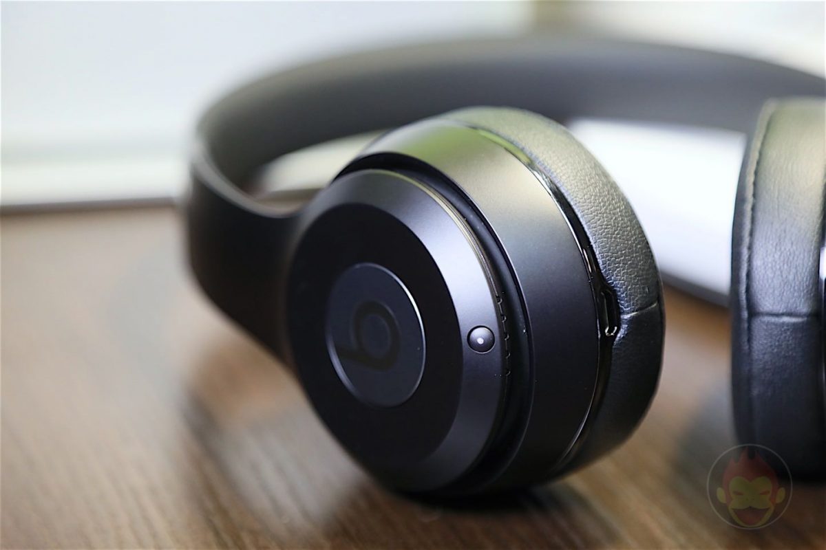 Beats-Solo3-Wireless-Headphones-14.jpg