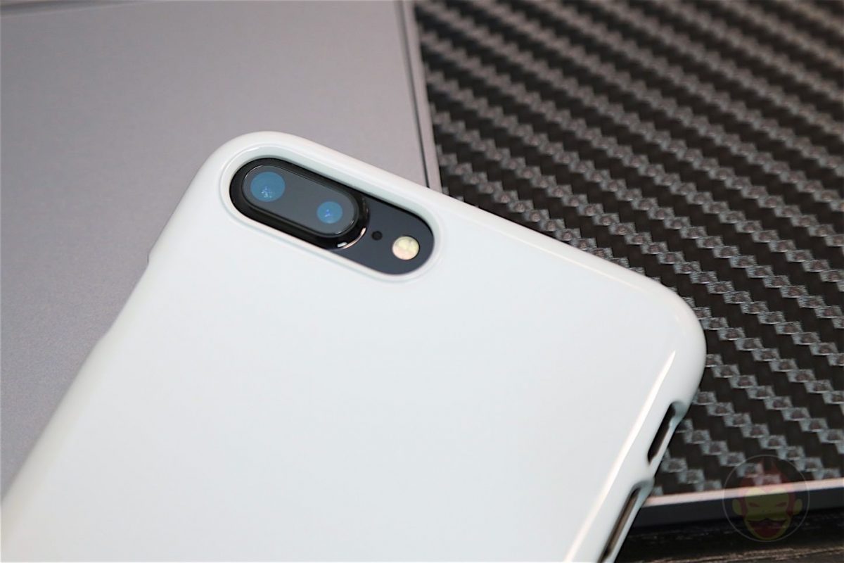 Spigen-Jet-White-Case-Review-02.jpg