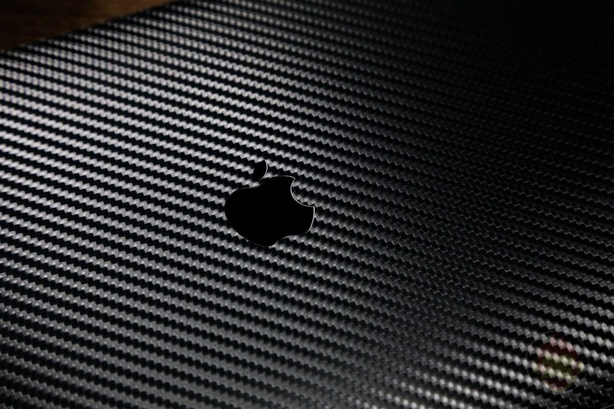 Wraplus-Black-Carbon-Skin-for-MBPr2016-14.jpg