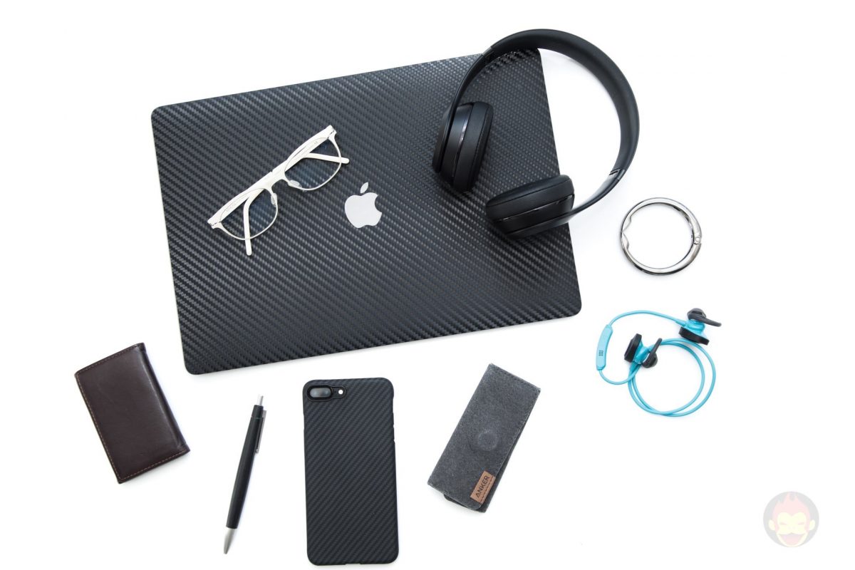 Gori-Me-Items-MBPr2016-iPHone7Plus-etc-01.jpg