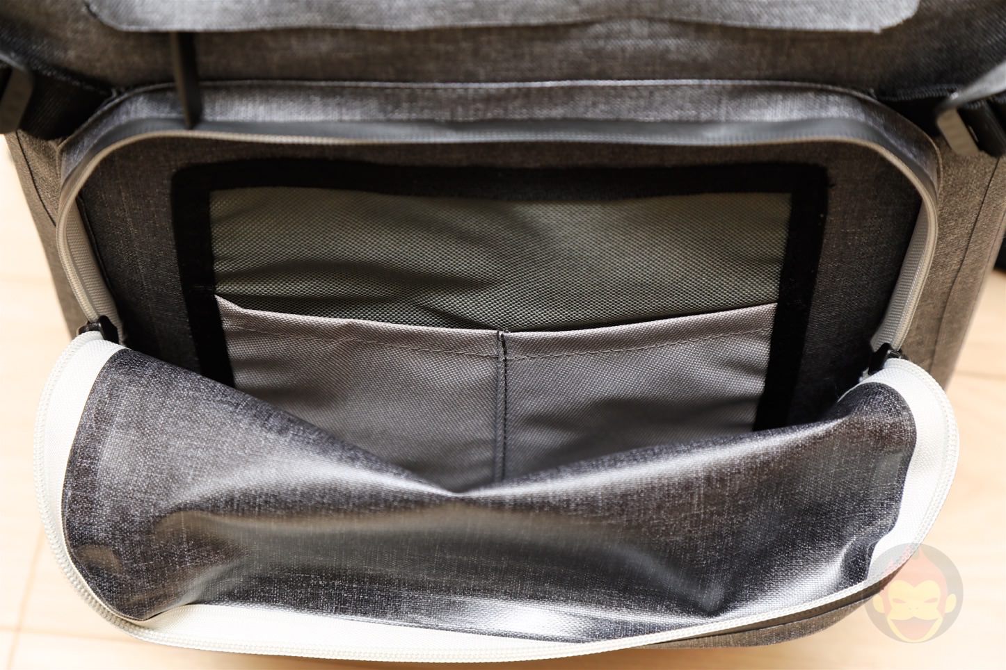 KNOMO-Hamilton-Backpack-15-Roll-top-Grey-09.jpg