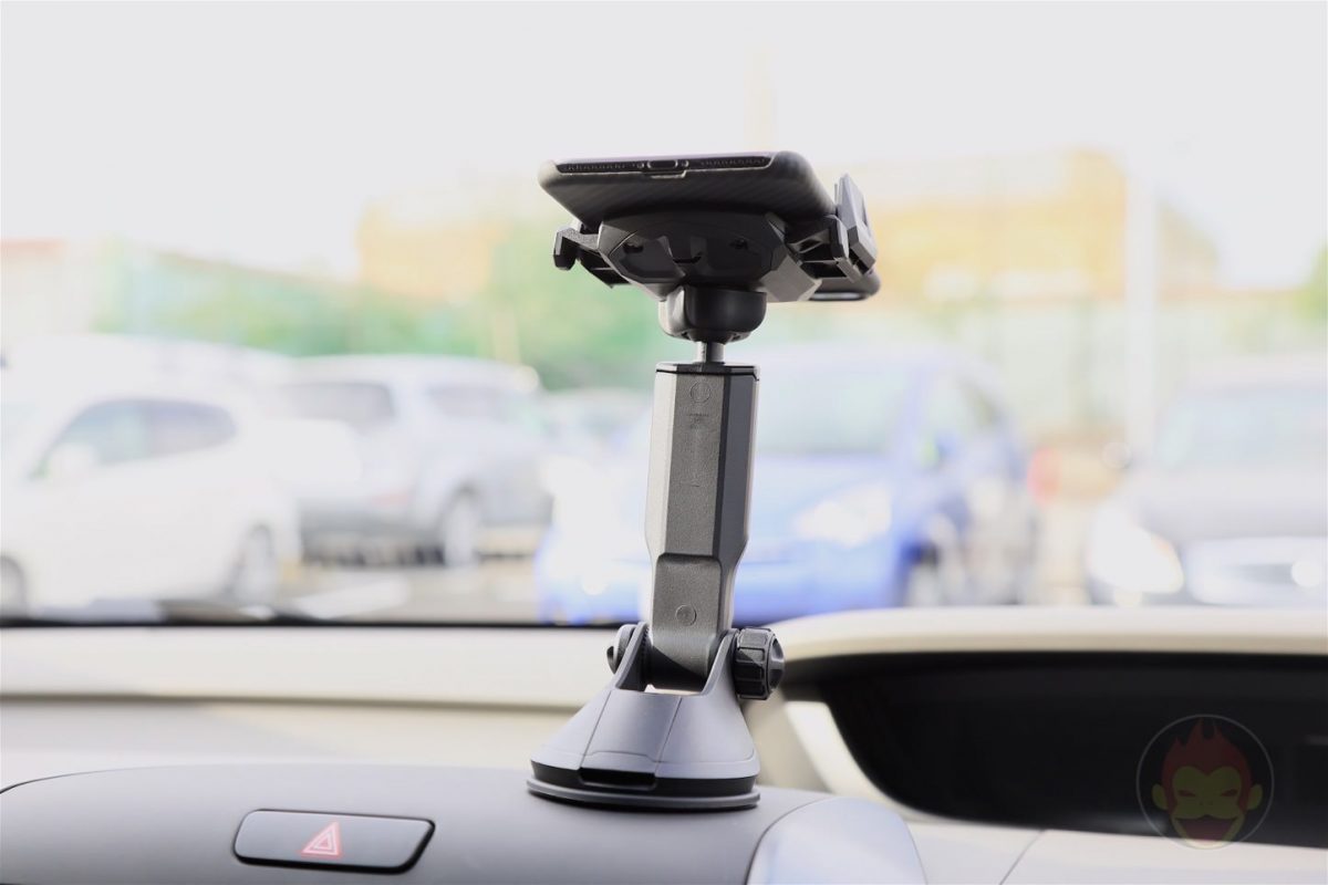 Spigen-AP12T-Car-Mount-12.jpg