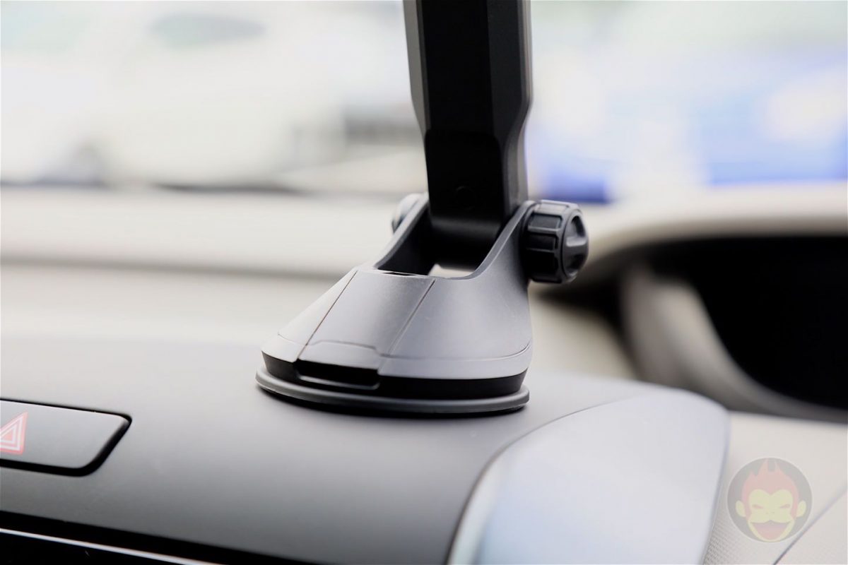 Spigen-AP12T-Car-Mount-15.jpg