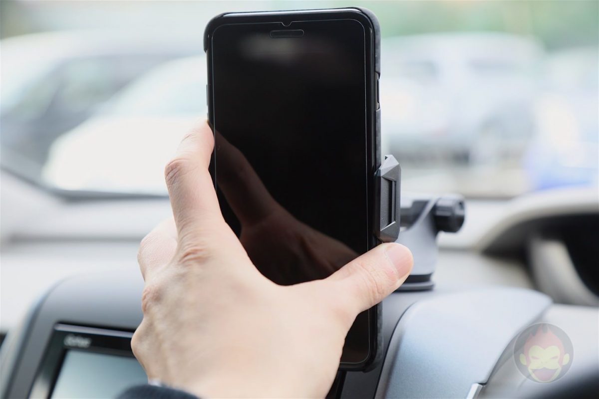 Spigen-AP12T-Car-Mount-23.jpg