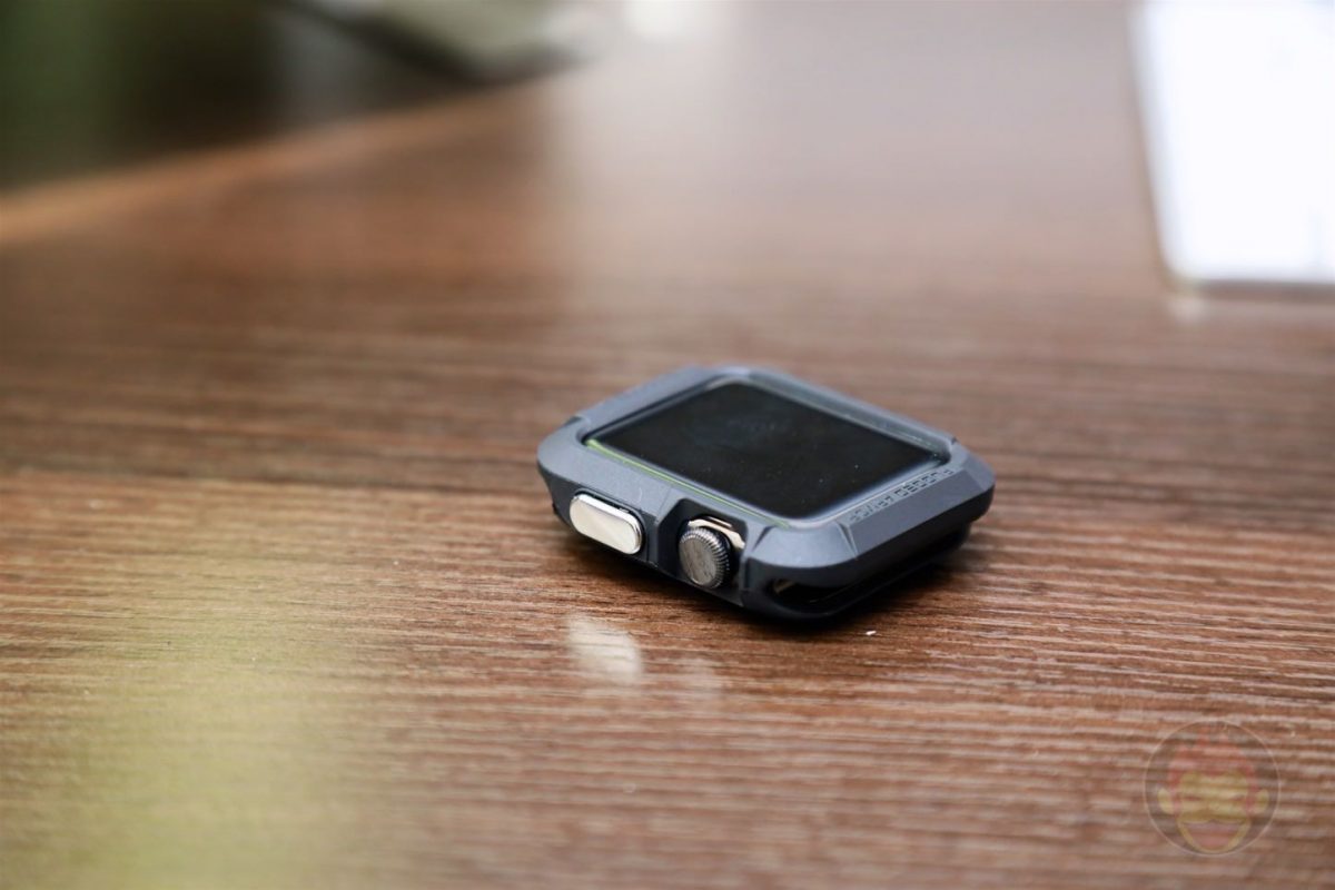 Spigen-Watch-Band-and-Case-09.jpg