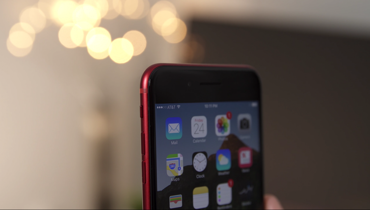 Iphone 7 Product Red に黒フロントパネルを取り付けるとこうなる ゴリミー