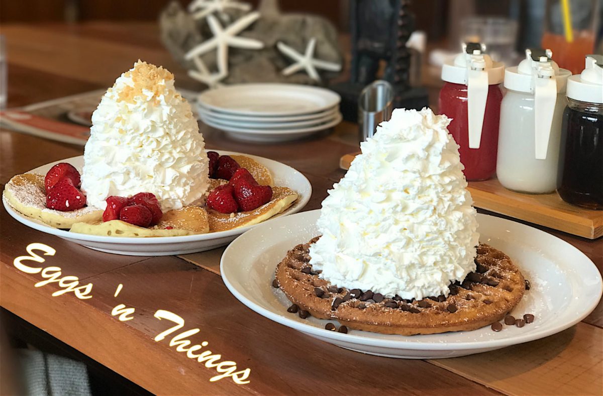 「Eggs 'n Things（エッグスンシングス）」のパンケーキもワッフルも美味しいが、肉メニューも侮れない ゴリミー