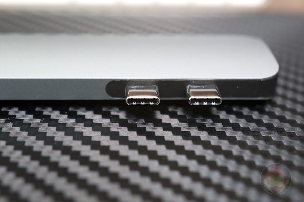 Satechi-Type-C-Pro-Hub-03.jpg