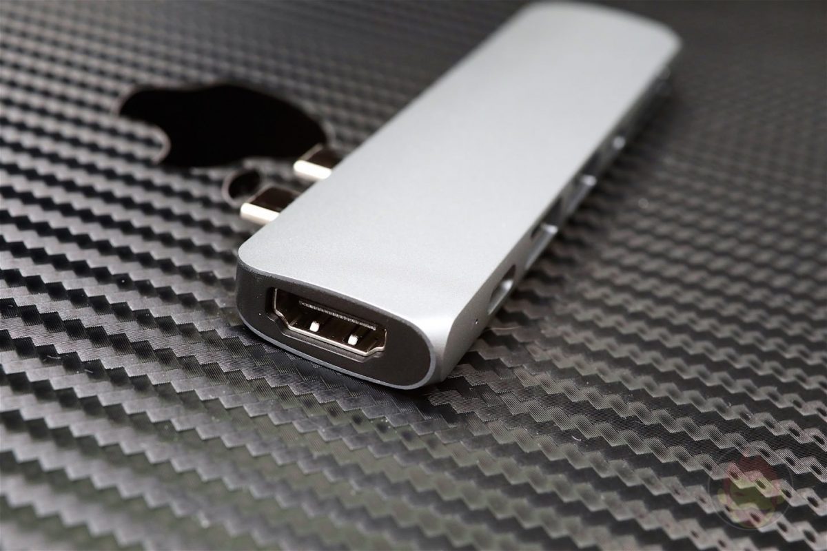 Satechi-Type-C-Pro-Hub-07.jpg