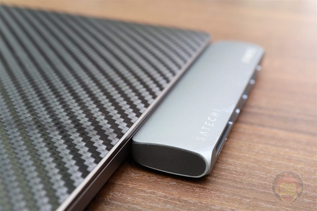 Satechi-Type-C-Pro-Hub-12.jpg