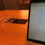 MacBook-Pro-2016-suffering-from-display-smear-02.jpg
