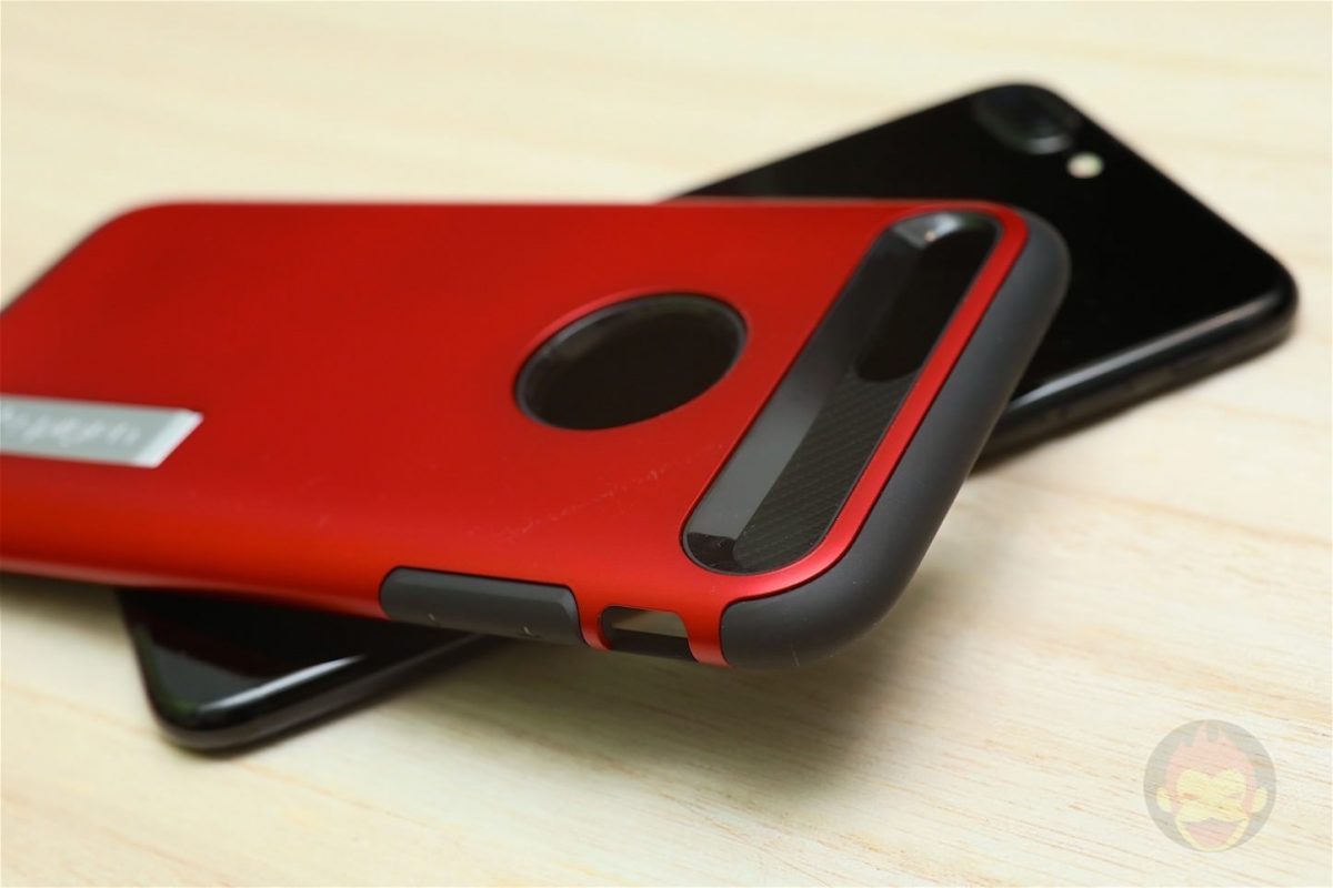 Spigen-Slim-Armour-for-Red-Model-02.jpg
