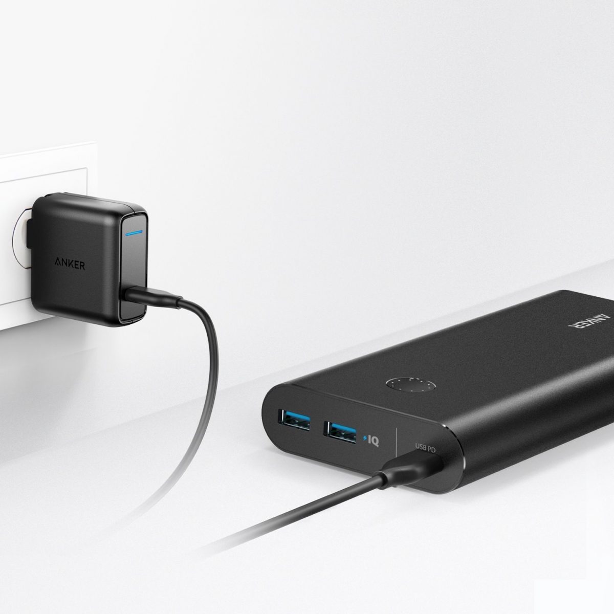 Anker-PowerCore-Plus-26800-03.jpg