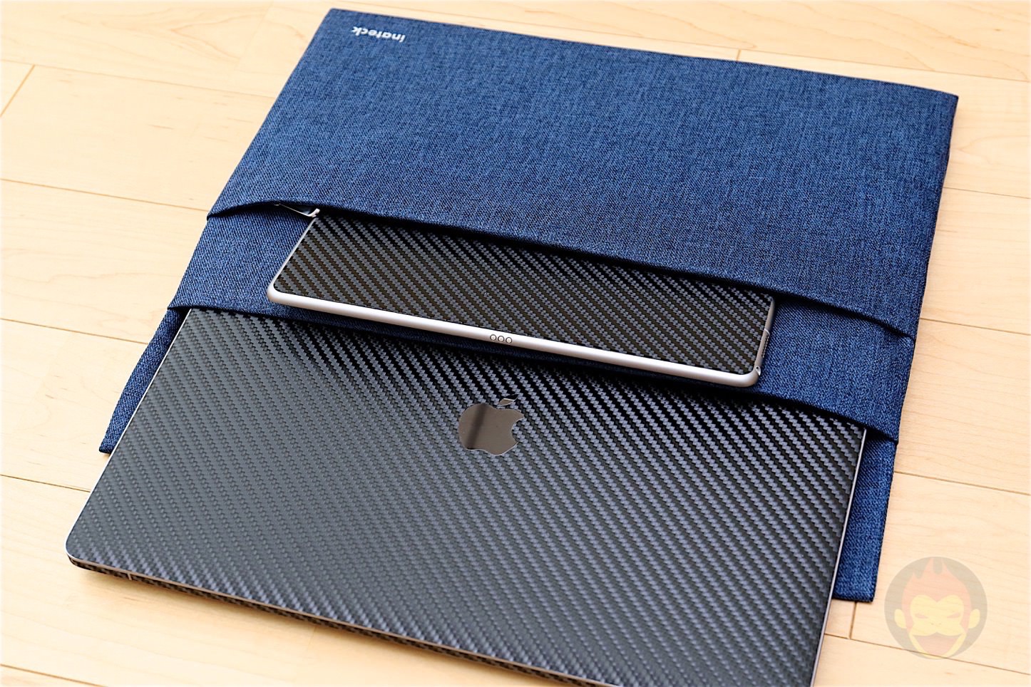 Inateck-MacBookPro15-Case-Review-06.jpg