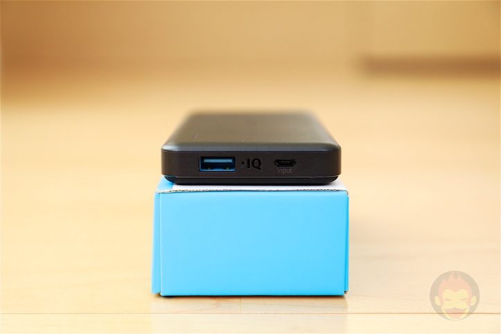 Anker-PowerCore-II-Slim-10000-02.jpg