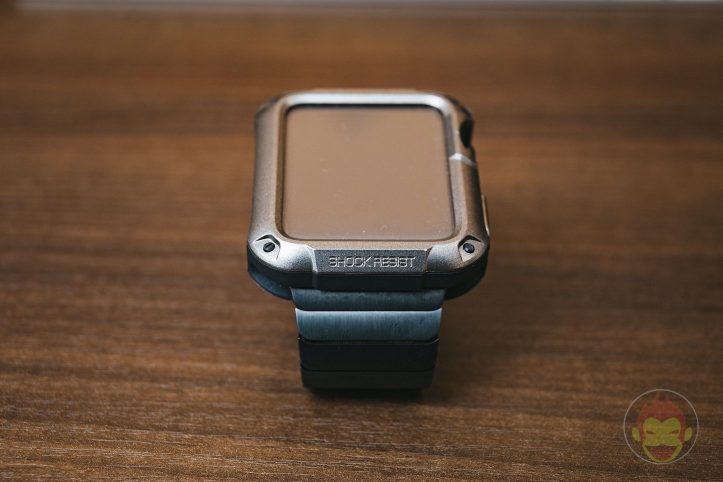 Spigen-Touch-Armor-Apple-Watch-Case-07.jpg