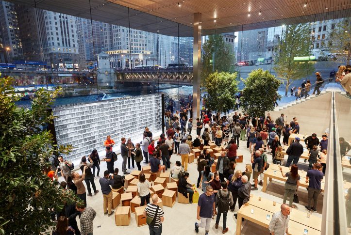 apple-michiganave-waterfront-retail-interior
