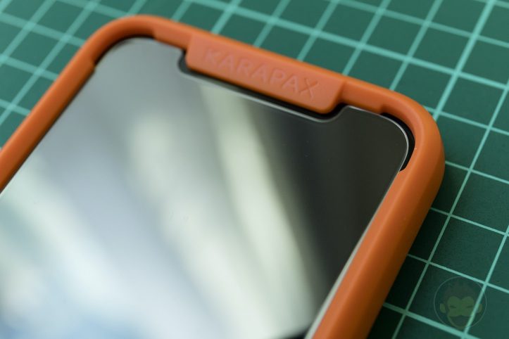 Anker-KARAPAX-Glass-Film-05.jpg