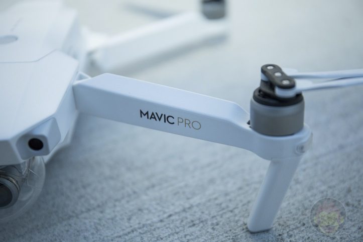 DJI-Mavic-Pro-Alpine-White-08.jpg
