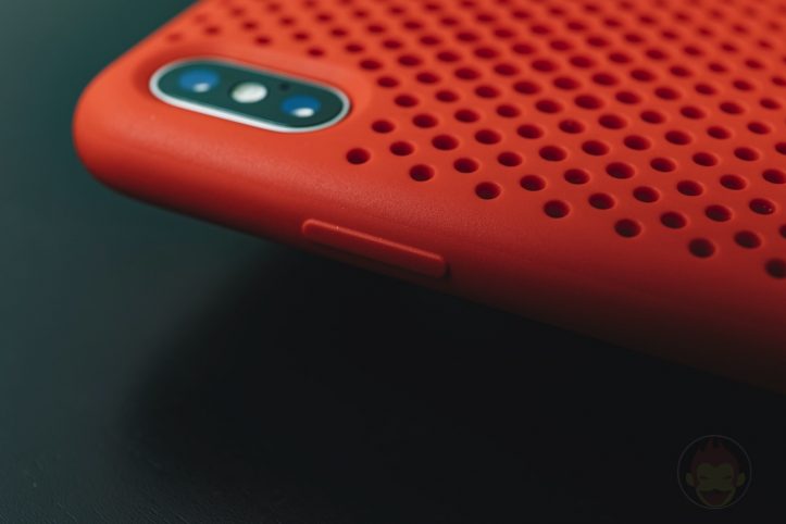 AndMesh-Mesh-Case-for-iPhoneX-Red-Model-03.jpg