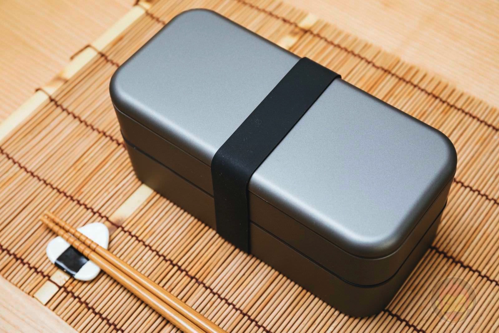 Bento-Stack-for-Apple-Accessories-02.jpg