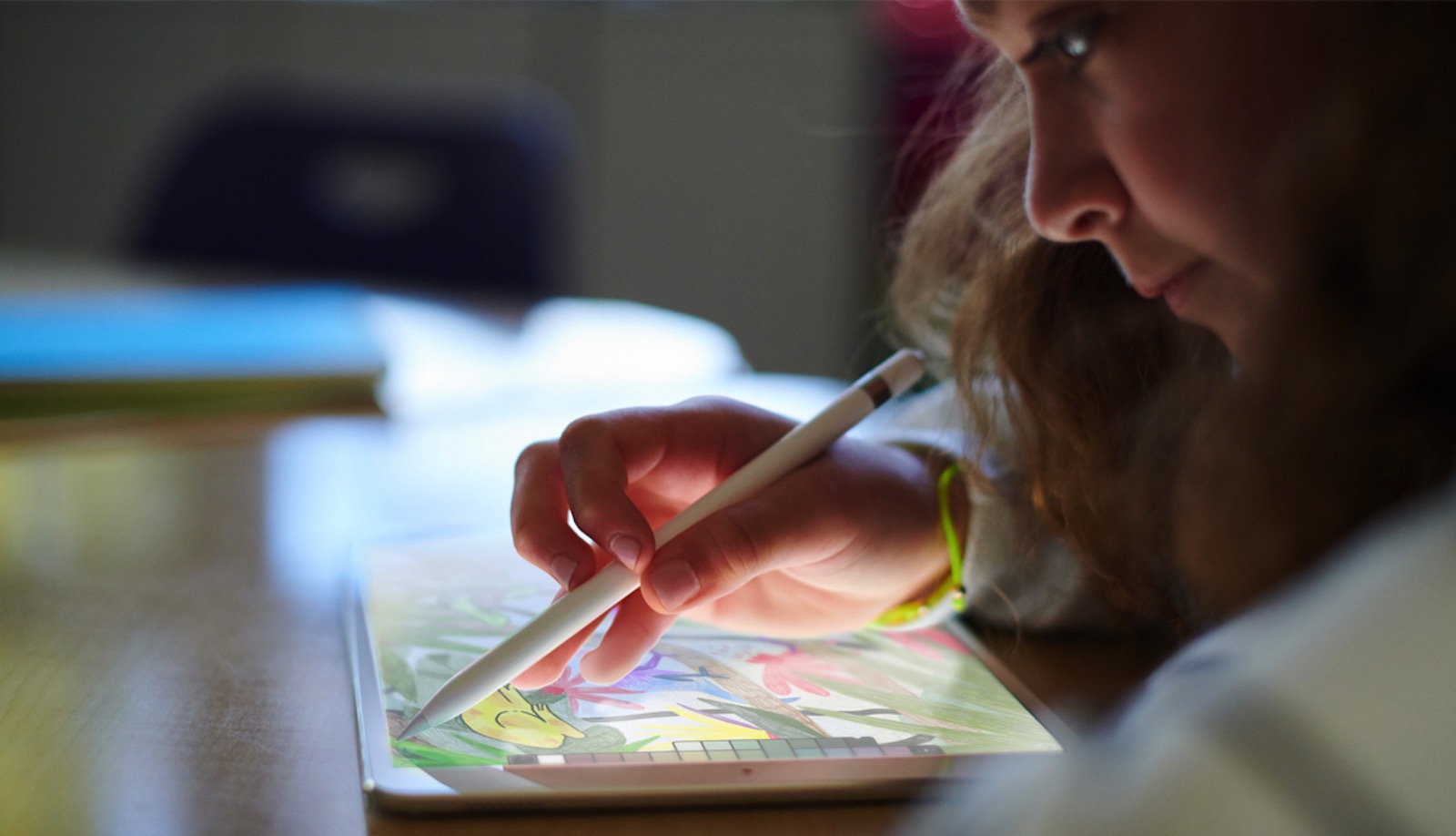 Apple Pencil対応のiPad 第6世代が初登場！Apple公式サイトの