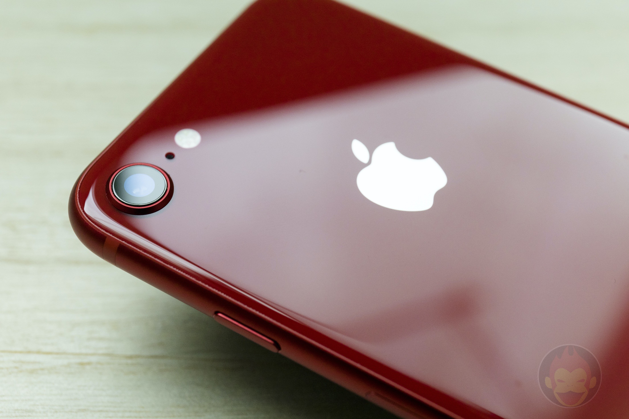 iPhone-8-PRODUCT-RED-Special-Edition-12.jpg