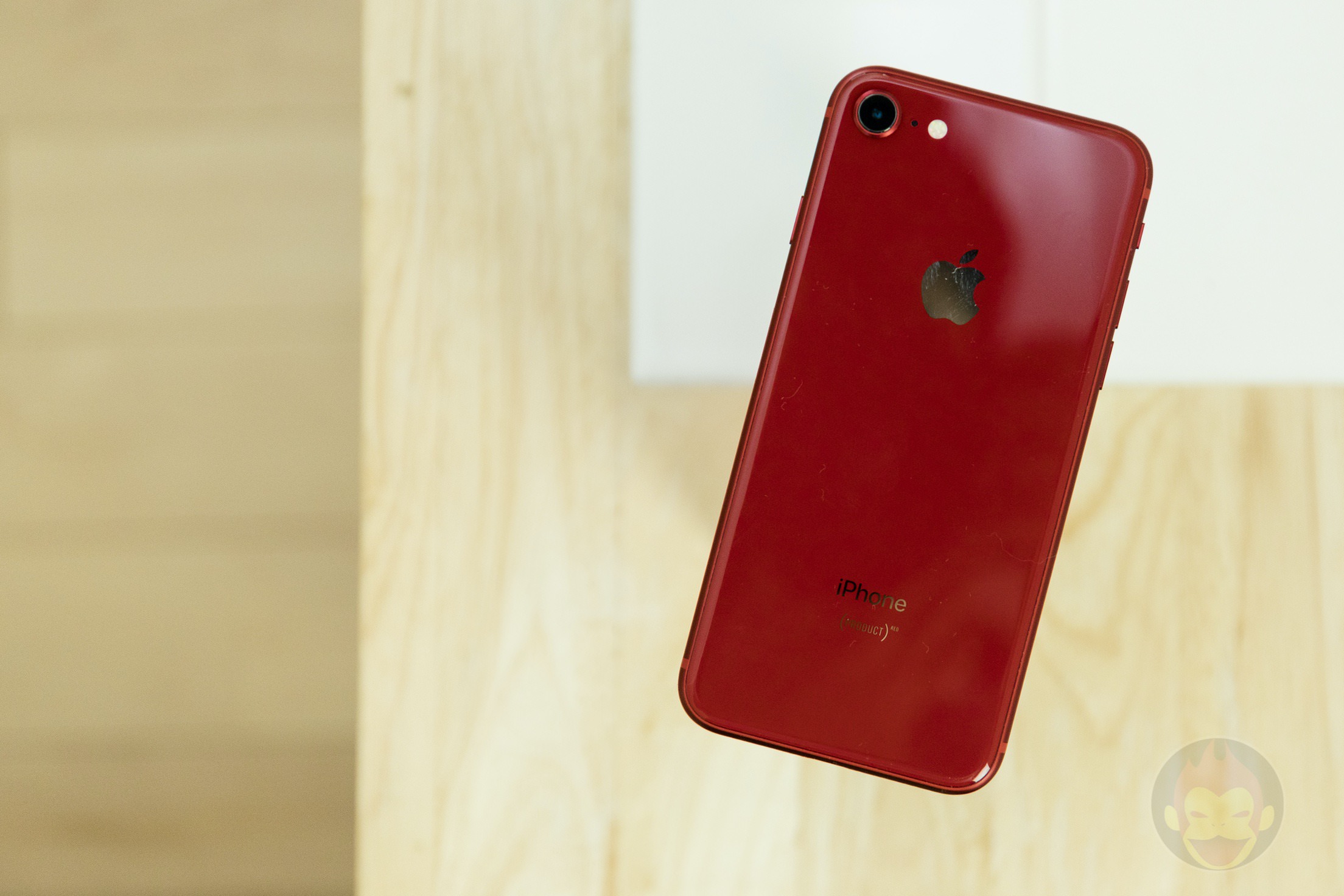iPhone-8-PRODUCT-RED-Special-Edition-21.jpg