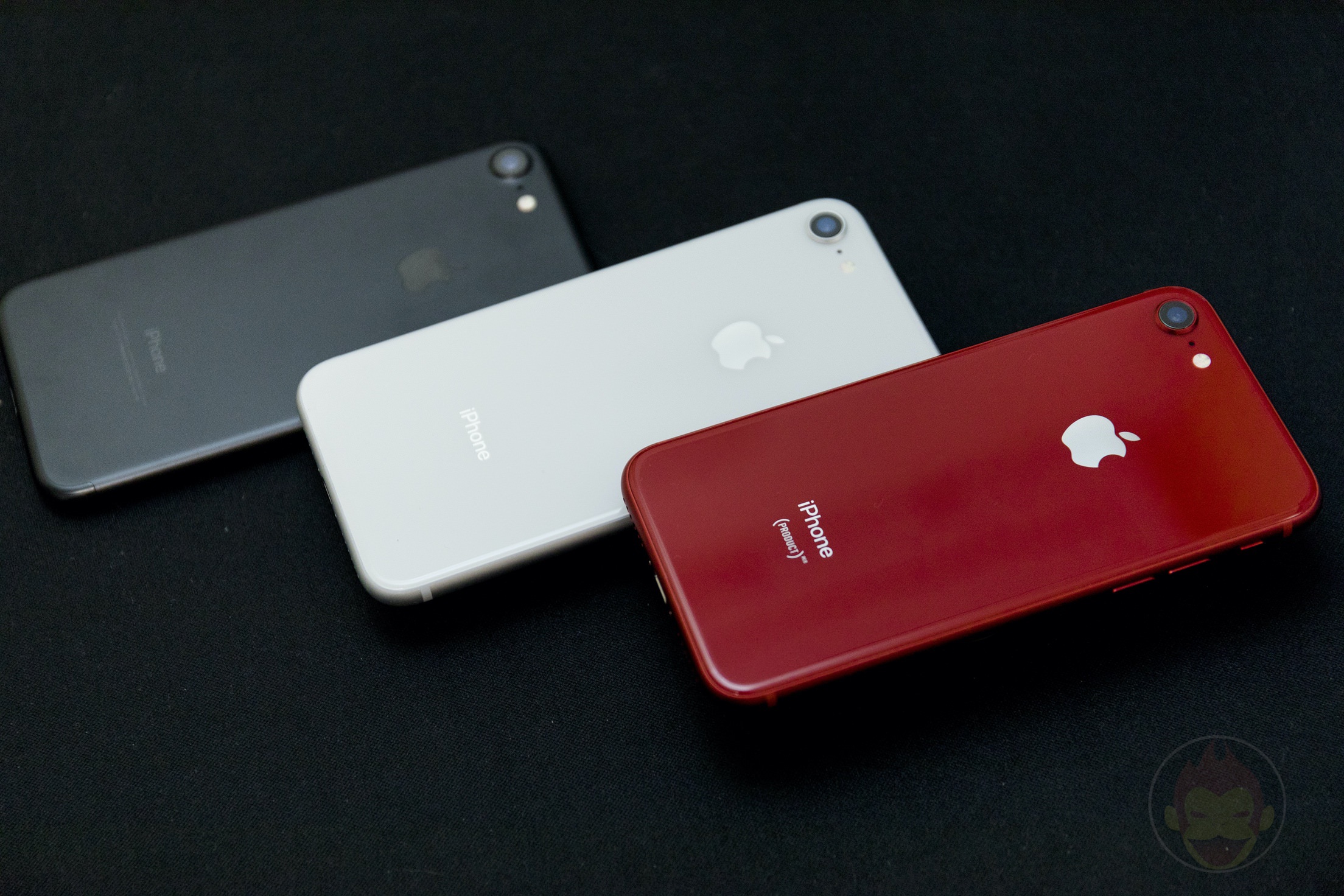 iPhone-8-PRODUCT-RED-Special-Edition-30.jpg