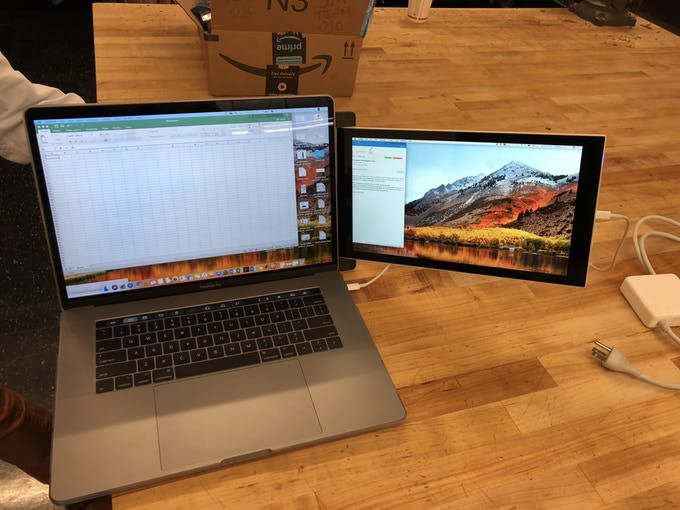 Duo-on-the-go-dual-screen-laptop-moniter