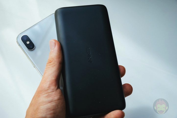 Anker-PowerCore-Lite-10000-Review-09.jpg