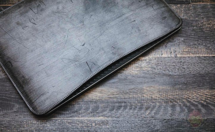 Kunitachi-MacBook-Pro-13inch-sleeve-dark-brown-05.jpg