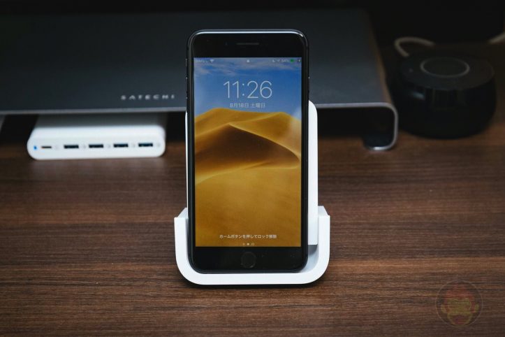 Logicool-Powered-Wireless-Charging-Stand-02.jpg