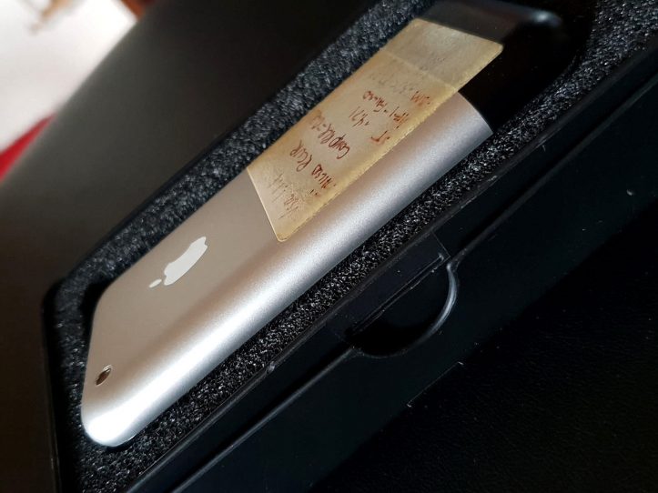 Prototype-Original-iPhone-on-ebay-2-4.jpg