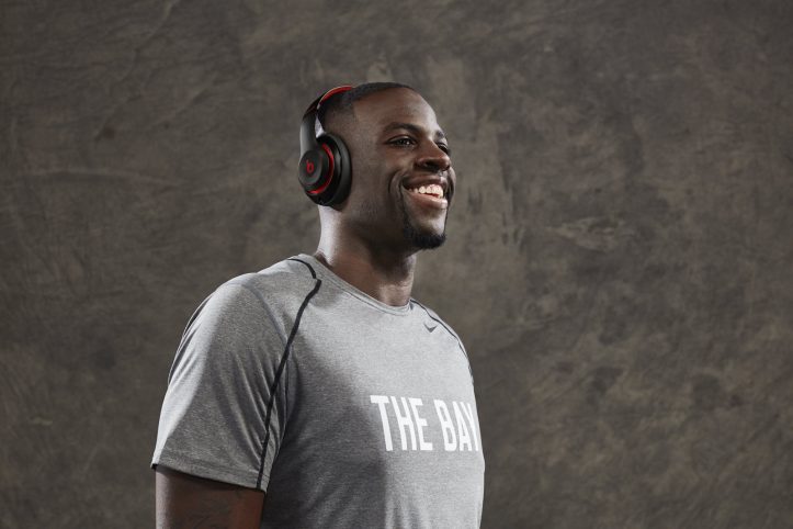 MD_DraymondGreen_ST3W_443_BlkRed_3Q_4689_WEB