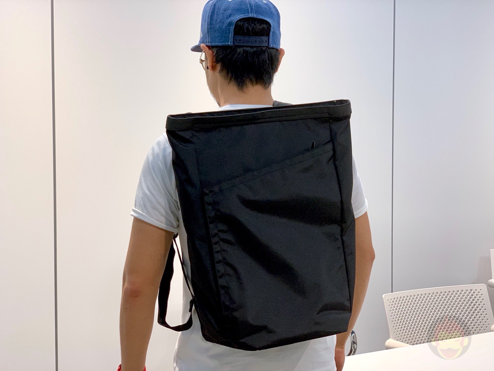 Invisible-One-Backpack-07.jpg