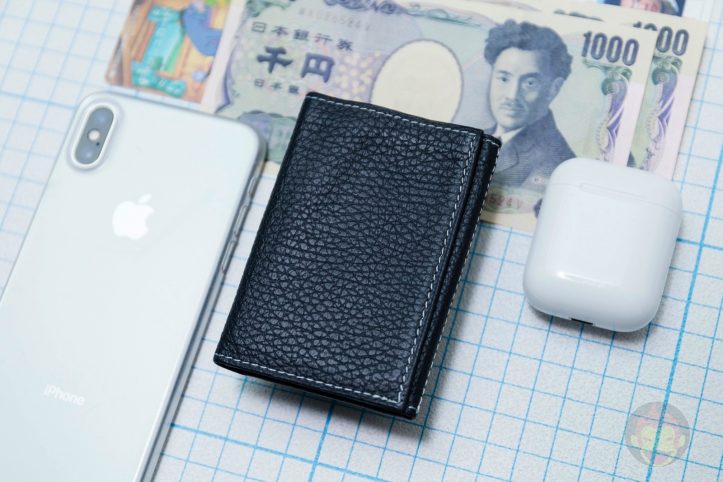 PRESSo-pique-minimal-wallet-for-cashless-02.jpg