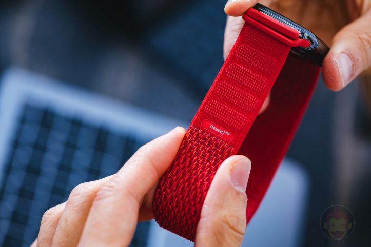 PRODUCT-RED-Sports-Loop-Apple-Watch-09.jpg