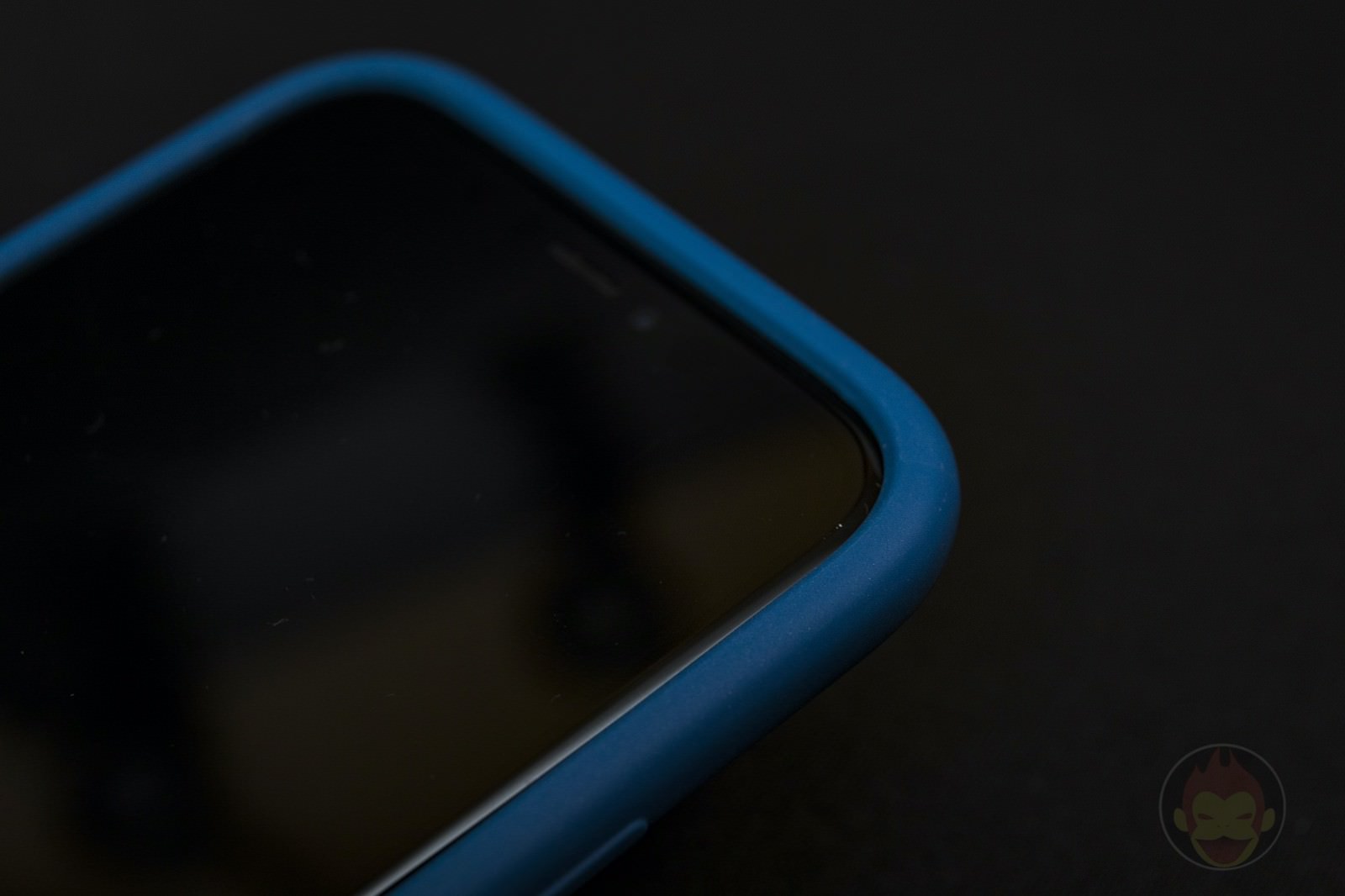 AndMesh-Layer-Case-Cobalt-Blue-for-iPhoneXR-06.jpg