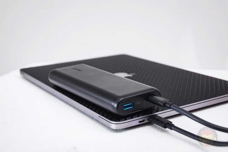 Anker-PowerCore-Speed-20000-PD-02.jpg