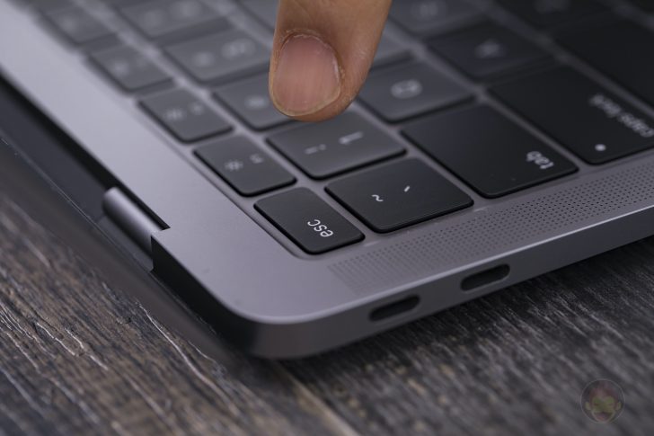 16インチ型MacBook Pro、escの物理キーが搭載されている可能性 