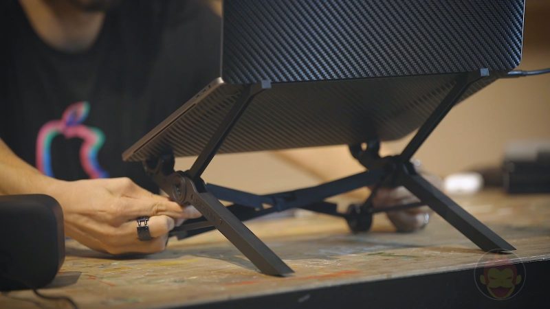 NEXSTAND-Notebook-PC-MacBook-Stand-Review-09.jpg