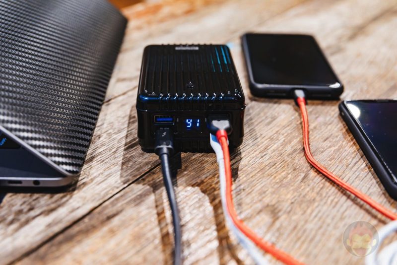 Zendure-SuperTank-Portable-Charger-08.jpg