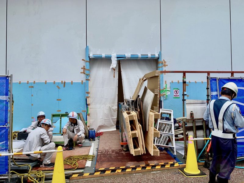 Apple-Fukuoka-Tenjin-Under-Construction-05.jpg